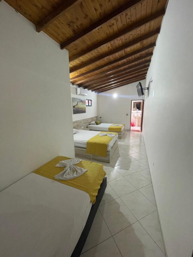 Hotel Brisas メデジン エクステリア 写真