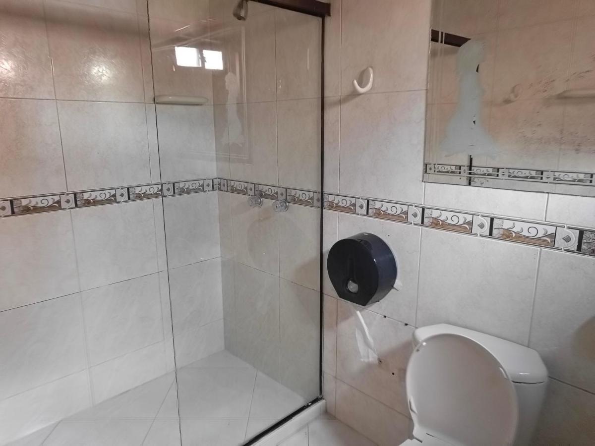 Hotel Brisas メデジン エクステリア 写真